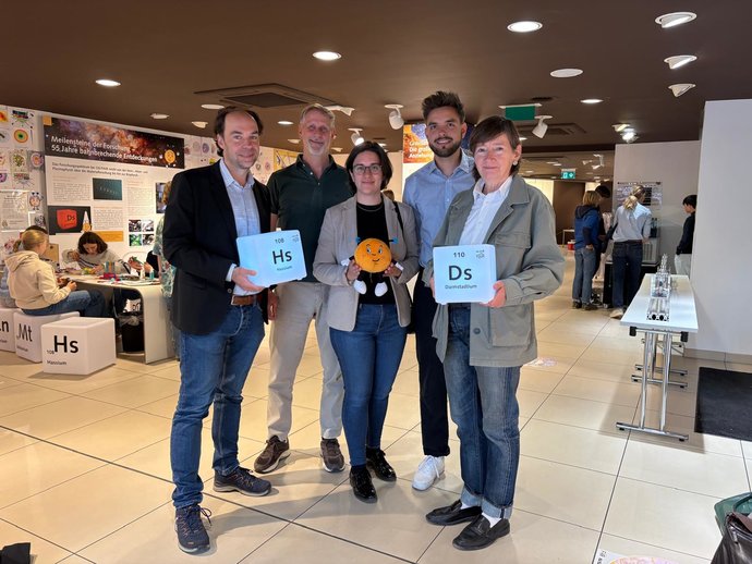 Besuch von Landtagsabgeordneten von Bündnis 90/Die Grünen im SCIENCE POP-UP. Besuch von Landtagsabgeordneten von Bündnis 90/Die Grünen im SCIENCE POP-UP.