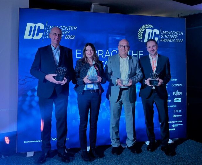 The four awardees of the Datacenter Strategy Award.