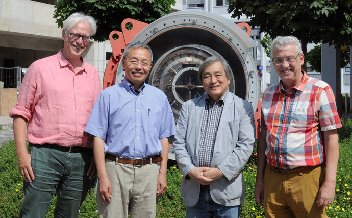 Group picture, f.l. GSI/FAIR Research Director Professor Karlheinz Langanke, Professor Nu Xu, Professor Taka Otsuka and Professor Volker Koch.