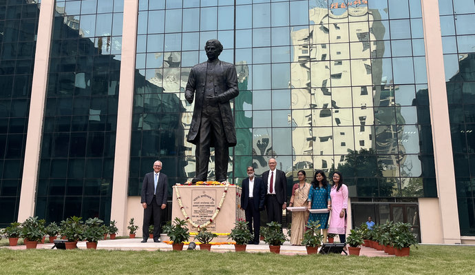 Visit of the GSI/FAIR Managing Directors Professor Paolo Giubellino and Jörg Blaurock in India. 