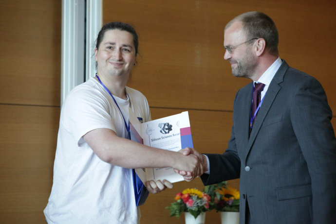 Dr. Jaroslav Panasenko, Universität Tübingen (links)