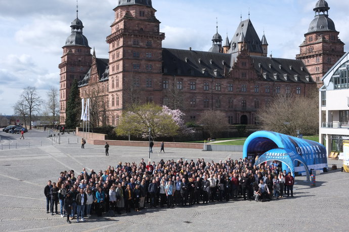 Teilnehmende der Konferenz in Aschaffenburg.