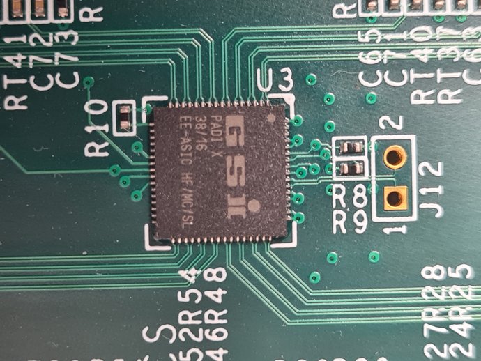 Verstärkerchip PADI-X ASIC